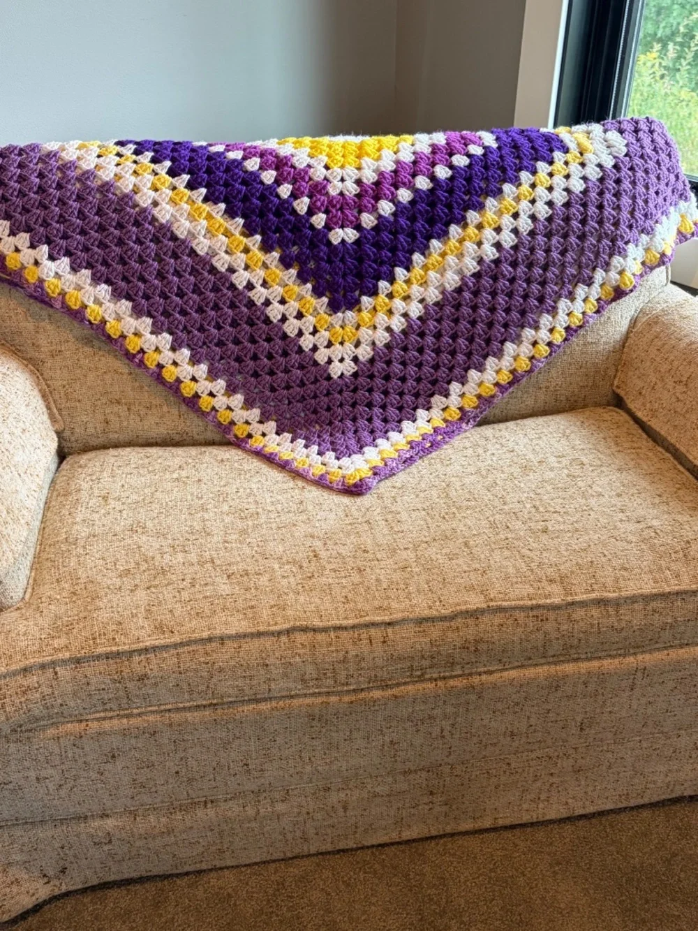 Granny Square handma crochet blanket 42